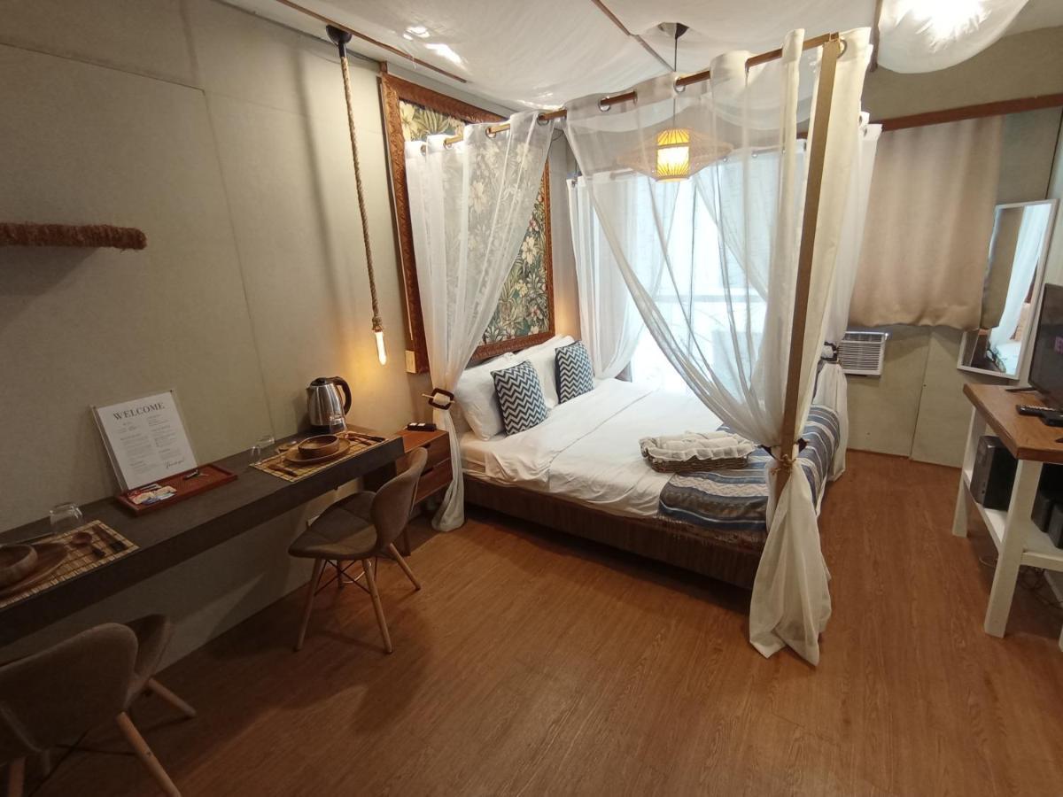 The Staycation - Serviced Rooms Manila Exterior foto